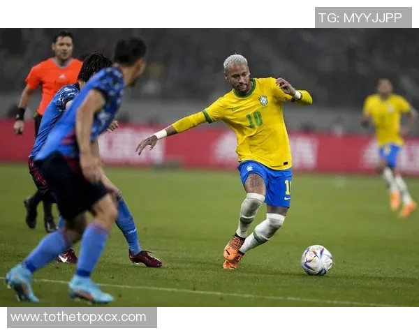 足球明星们纷纷表达对内马尔的喜爱与赞赏,展现足球界的友谊与团结