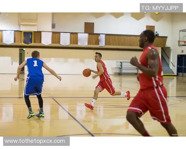 篮球明星摄影艺术探索：捕捉赛场瞬间与球员魅力的完美结合